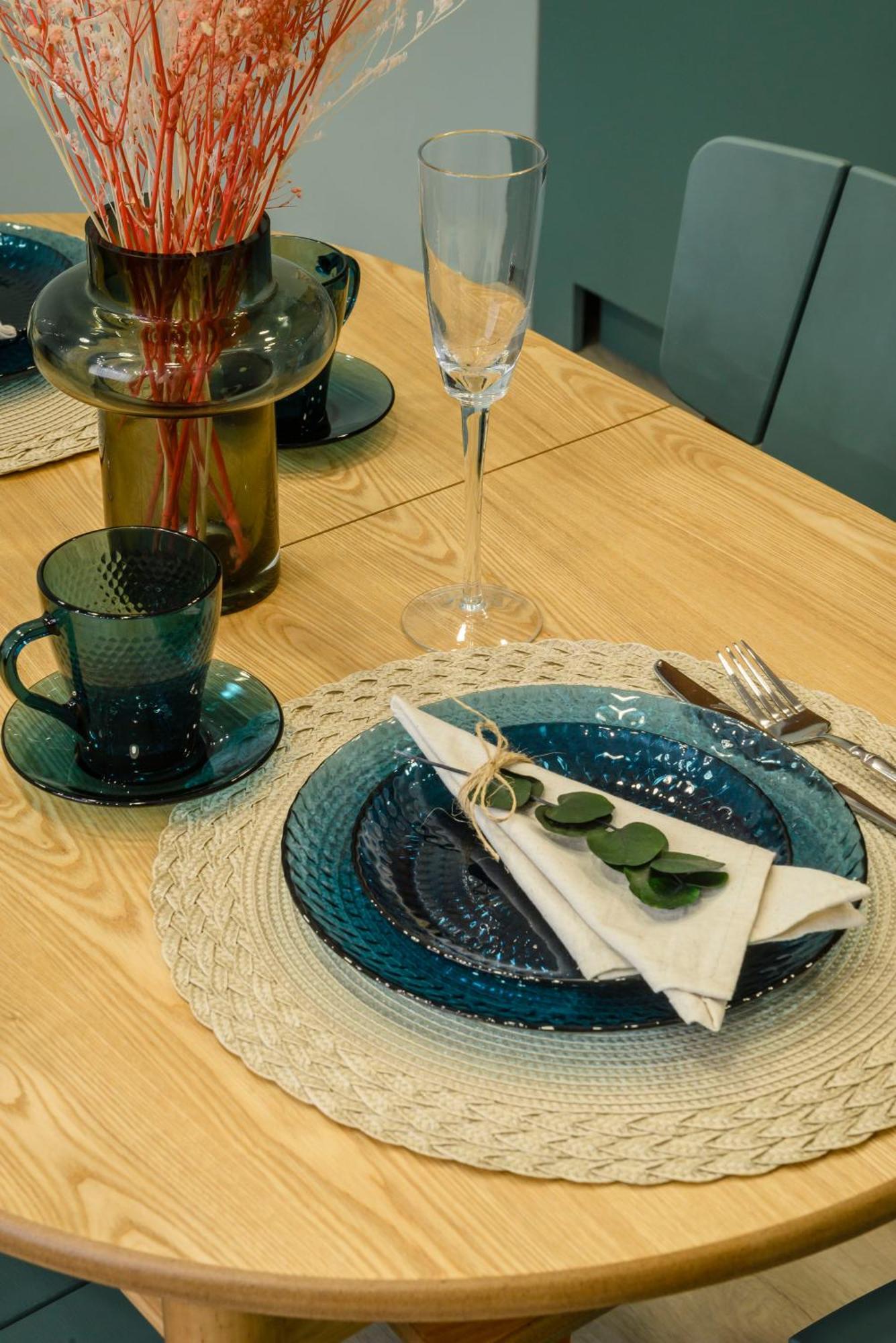 Mid-Century Charm Apartments В Центре Алматы Ngoại thất bức ảnh