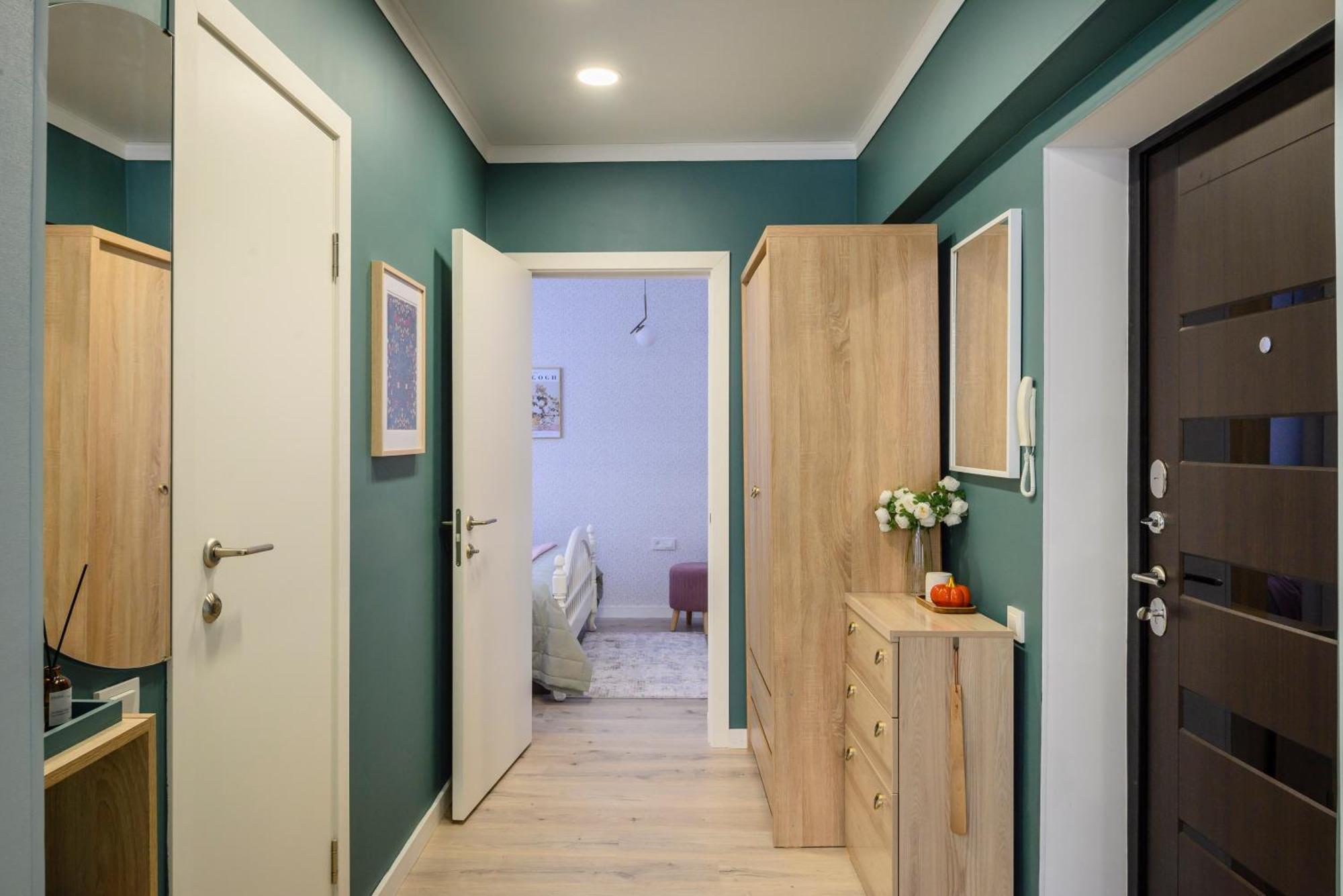 Mid-Century Charm Apartments В Центре Алматы Ngoại thất bức ảnh