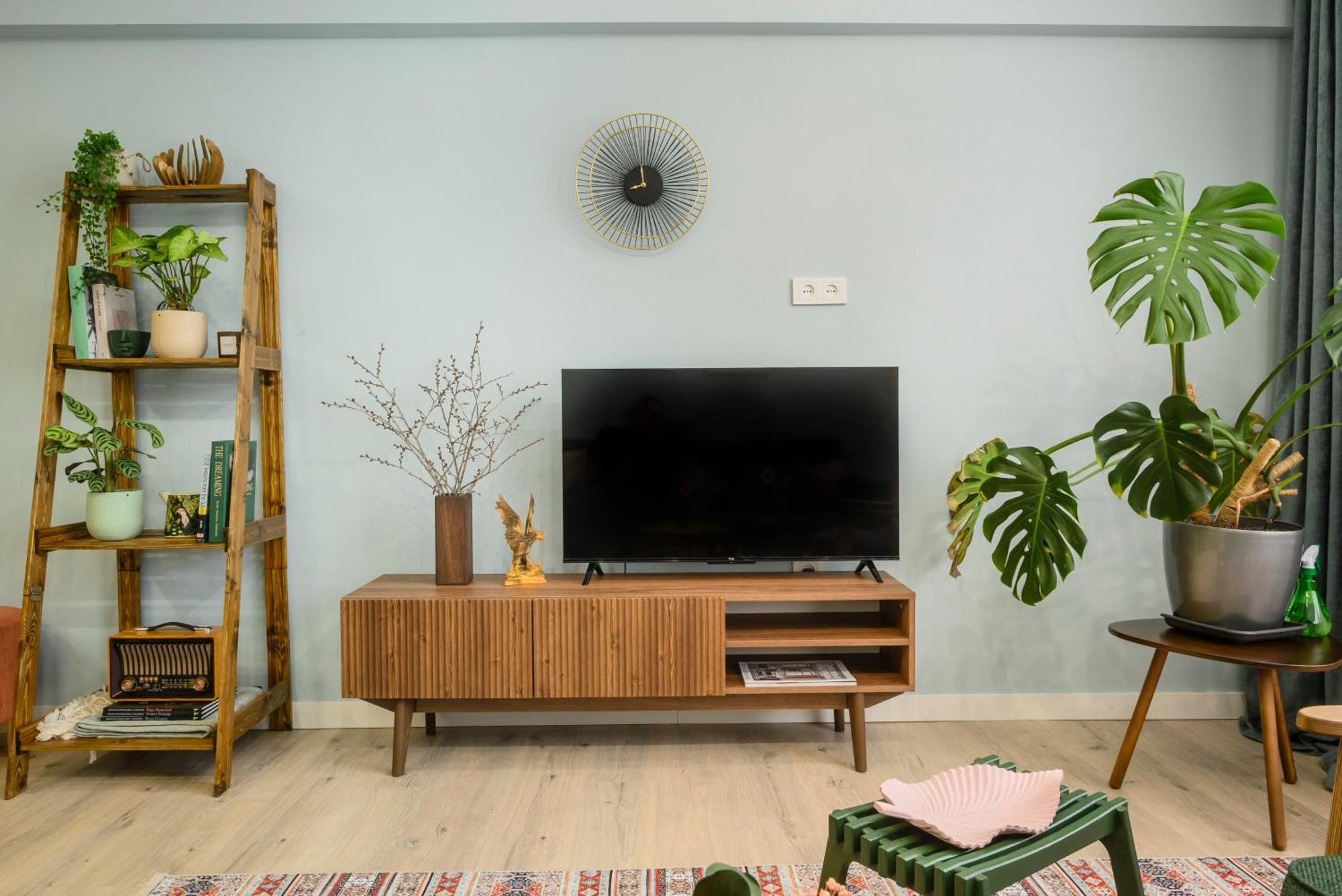 Mid-Century Charm Apartments В Центре Алматы Ngoại thất bức ảnh