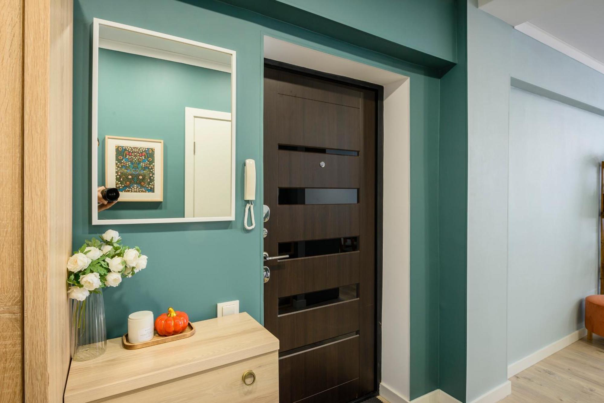 Mid-Century Charm Apartments В Центре Алматы Ngoại thất bức ảnh